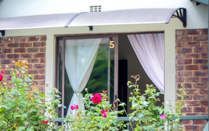 Oasis Of Life Guest House Witbank Exterior foto