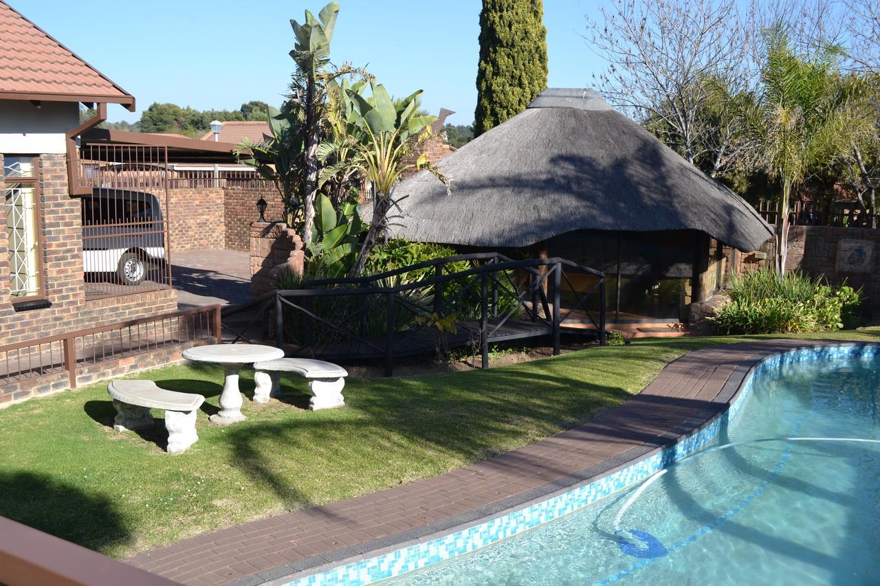 Oasis Of Life Guest House Witbank Exterior foto