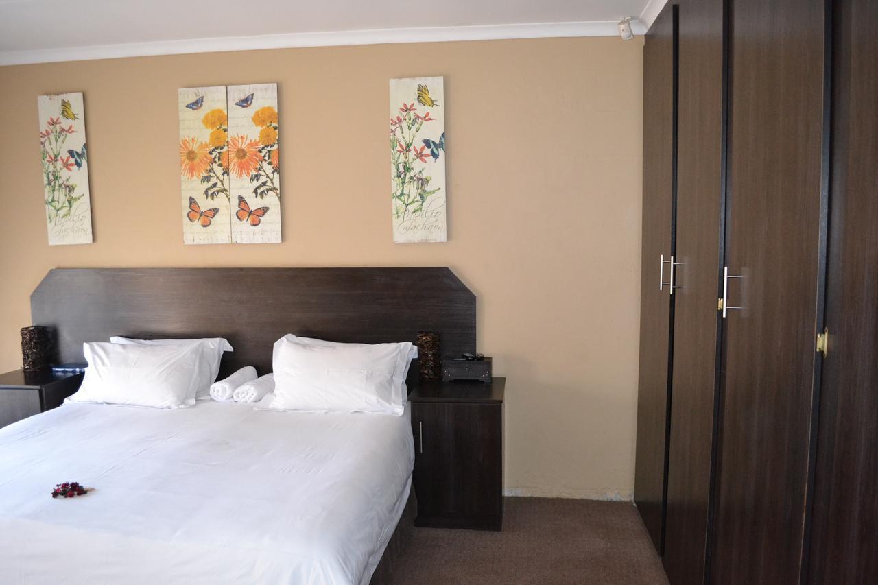 Oasis Of Life Guest House Witbank Exterior foto