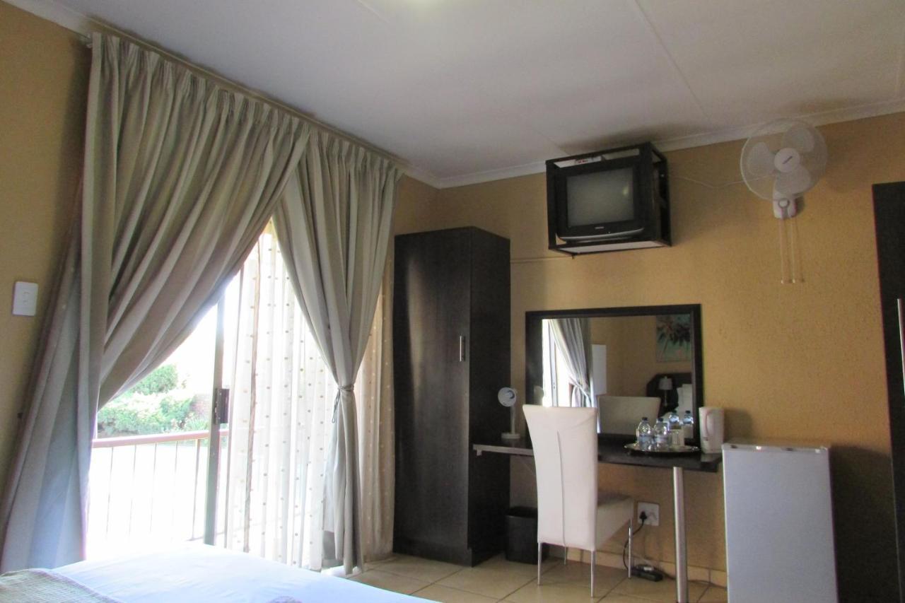 Oasis Of Life Guest House Witbank Exterior foto
